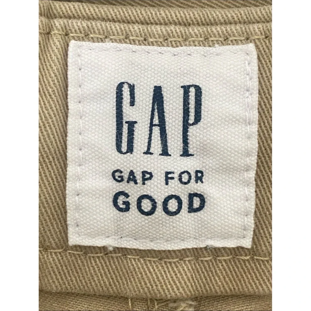 GAP Men's Essential Khaki Slim Chinos 31 x 32 Basic Minimalist Preppy Casual